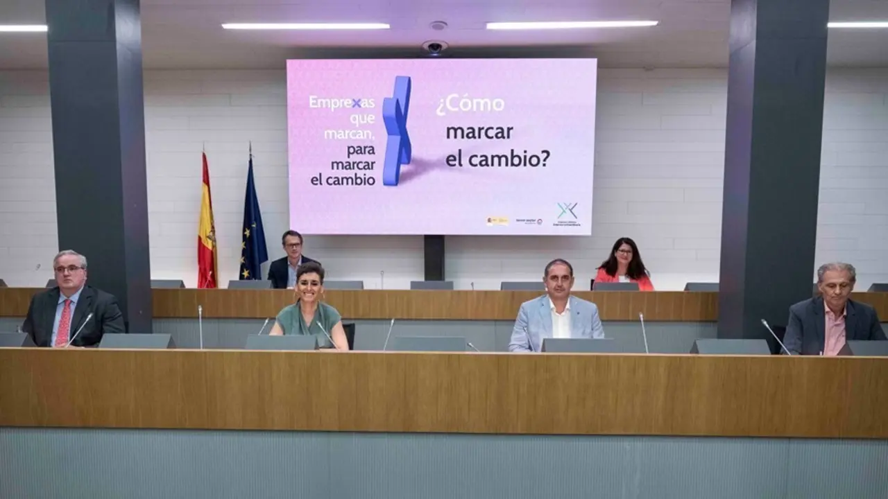 Un momento de la presentaci&oacute;n de la campa&ntilde;a 'Emprexas que marcan, para marcar al cambio'