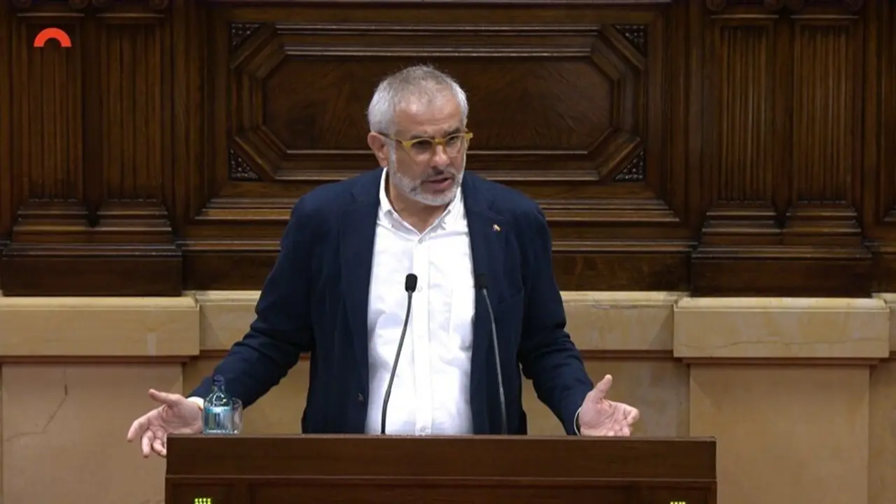El l&iacute;der de Cs en el Parlament, Carlos Carrizosa, en el pleno del 7 de julio.