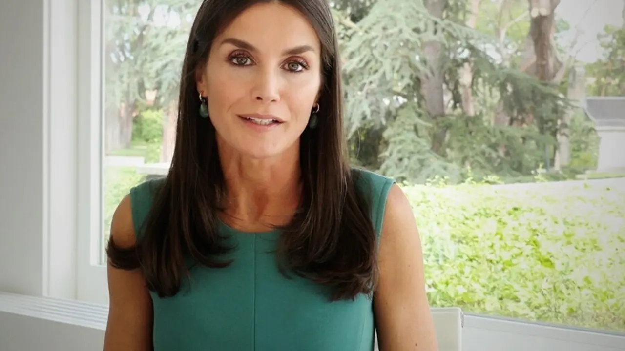 La reina Letizia destaca la necesidad de determinar "con detalle" el impacto de la pandemia en las enfermedades raras