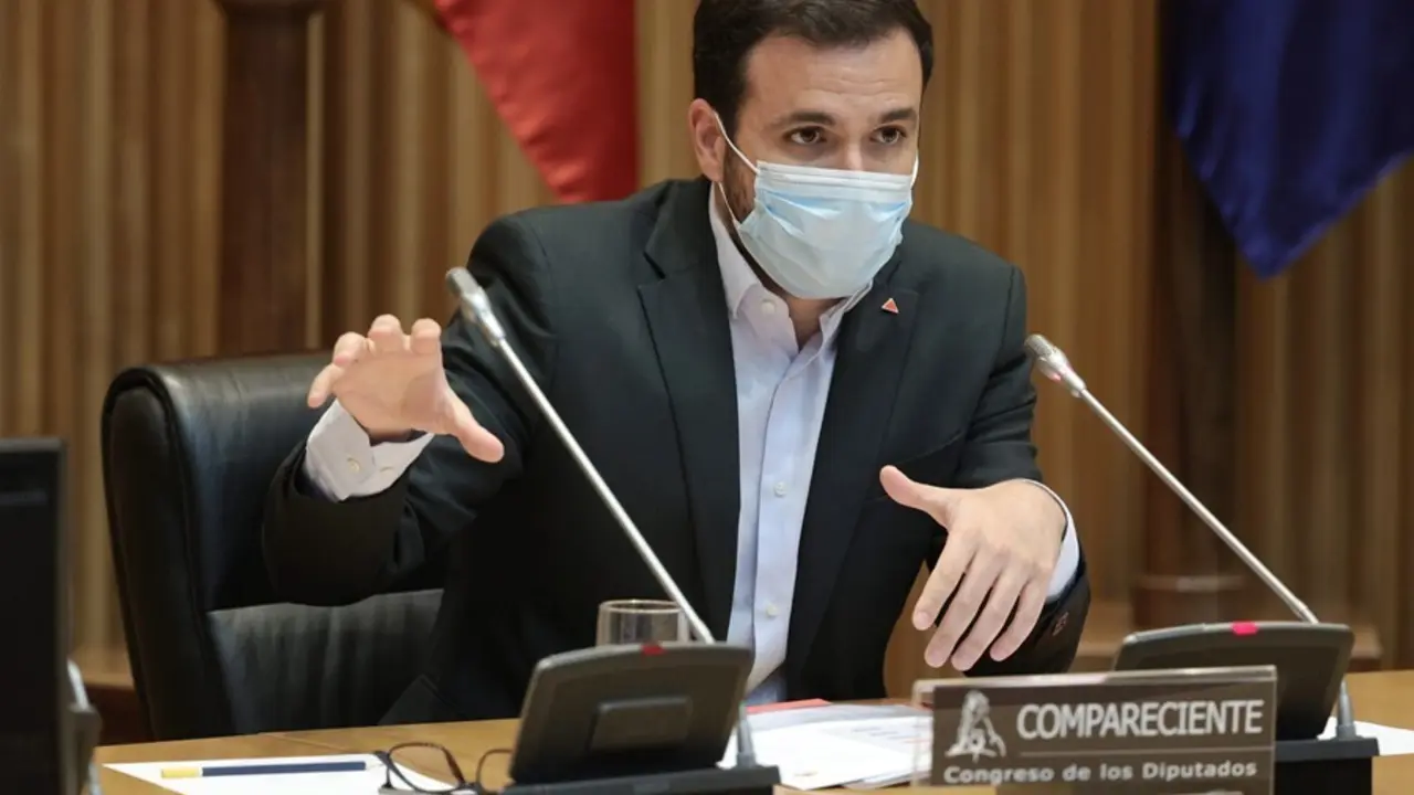 El ministro de Consumo, Alberto Garz&oacute;n, interviene en una Comisi&oacute;n de Sanidad y Consumo en el Congreso, a 16 de junio de 2021, en la Sala Ernest Lluch del Congreso de los Diputados, Madrid, (Espa&ntilde;a). 