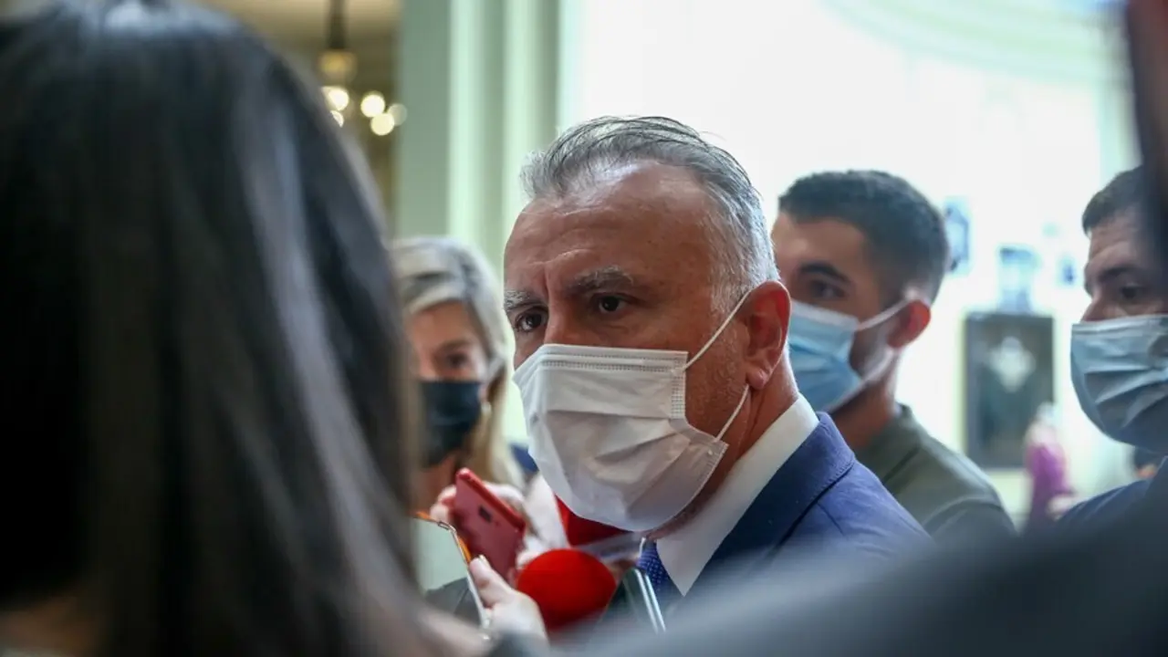 El presidente del Gobierno de Canarias, &Aacute;ngel V&iacute;ctor Torres, ofrece declaraciones a los medios de comunicaci&oacute;n durante la inauguraci&oacute;n de la jornada 'Next Generation', a 5 de julio de 2021, en el Hotel Westin Palace, Madrid, (Espa&ntilde;a). Organizado por elEco