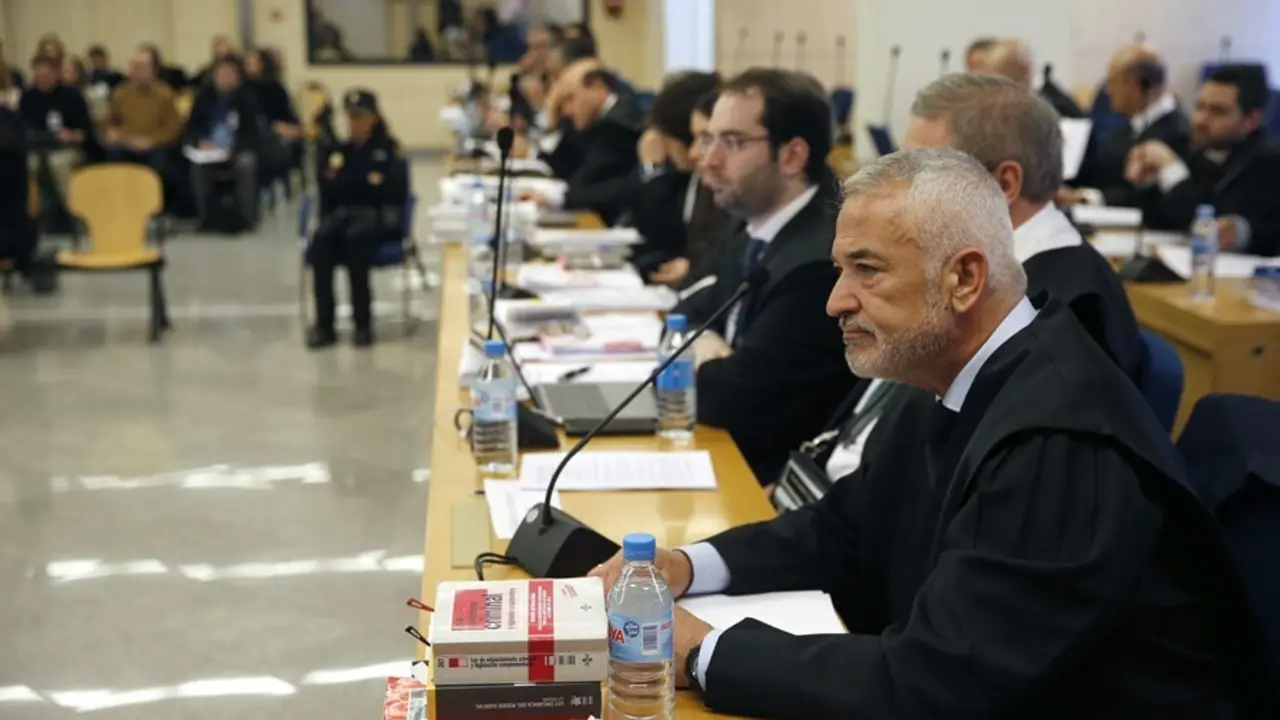 Archivo - El presidente de Ausbanc, Luis Pineda, durante el juicio en la Audiencia Nacional