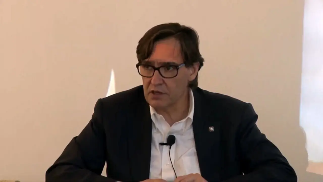 El l&iacute;der del PSC en el Parlament, Salvador Illa, en la escuela de verano de Societat Civil Catalana.