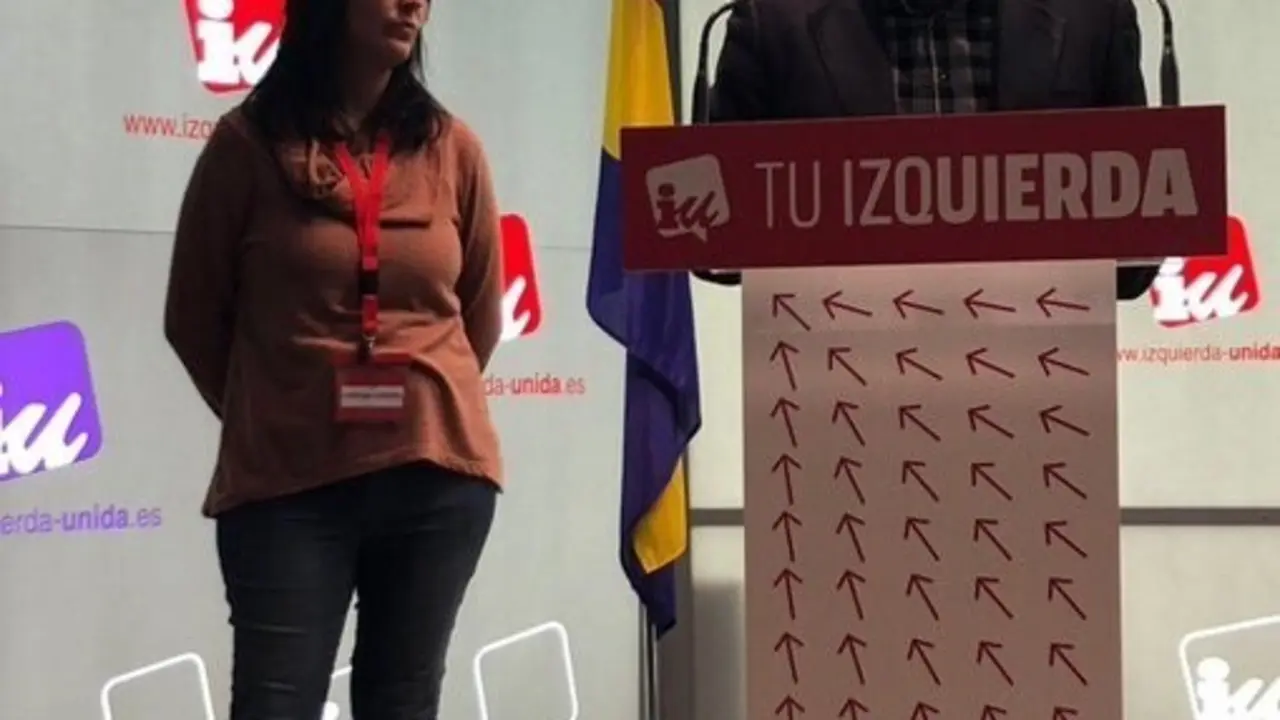 Archivo - Los coportavoces salientes de IU en la Asamblea de Madrid