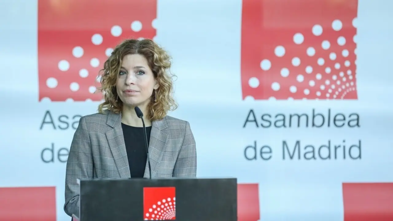 La portavoz del PSOE en la Asamblea de Madrid, Hana Jalloul, interviene en una rueda de prensa previa a una sesi&oacute;n de control al Gobierno de la Comunidad de Madrid en la Asamblea de Madrid, a 8 de julio de 2021, en Madrid, (Espa&ntilde;a). 