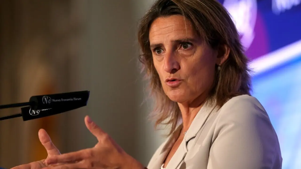La vicepresidenta cuarta y ministra para la Transici&oacute;n Ecol&oacute;gica y el Reto Demogr&aacute;fico, Teresa Ribera, 