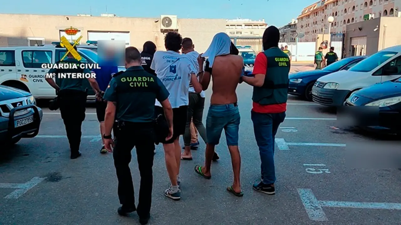 Desarticulado un grupo criminal en Torrevieja (Alicante) que usurpaba viviendas para despu&eacute;s venderlas a precios &iacute;nfimos