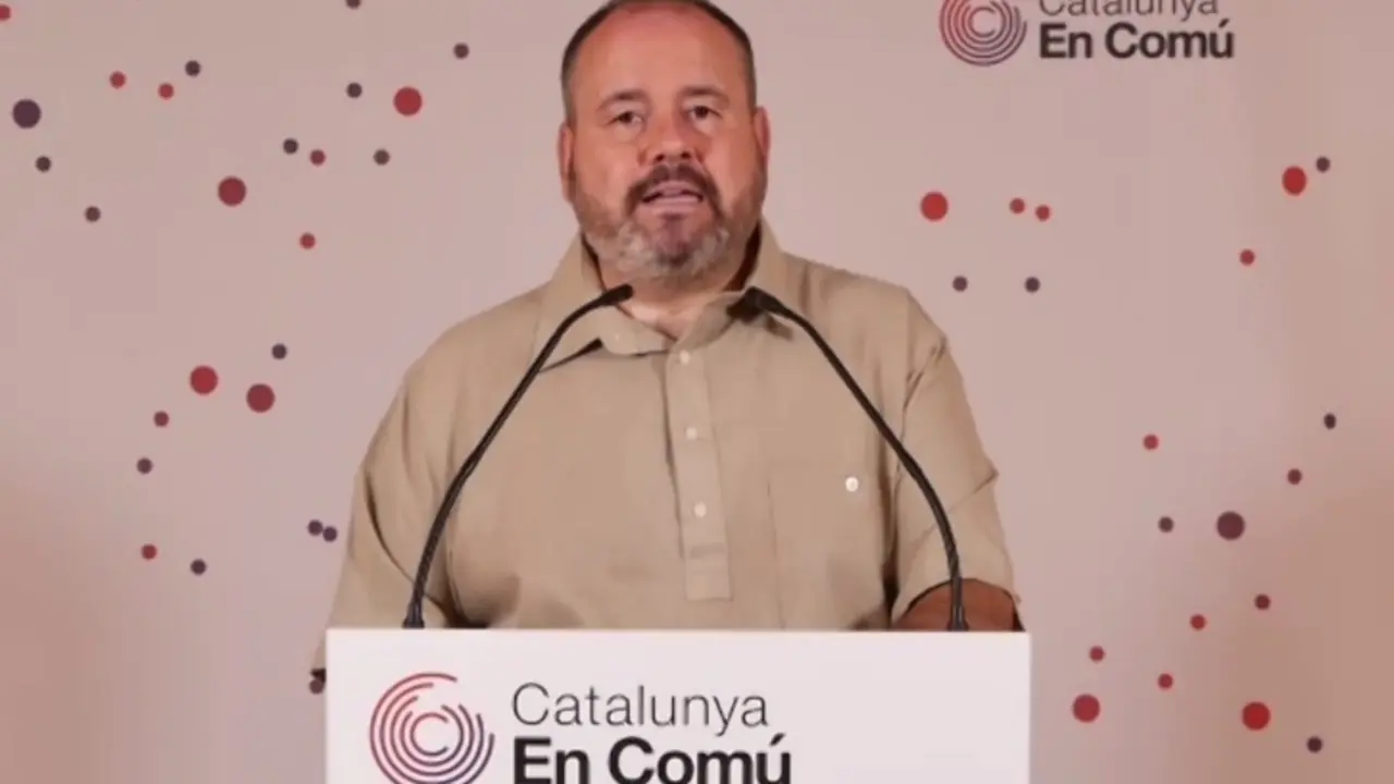 El portavoz de los comuns y diputado en el Congreso, Joan Mena, en rueda de prensa telem&aacute;tica el 12 de julio de 2021.