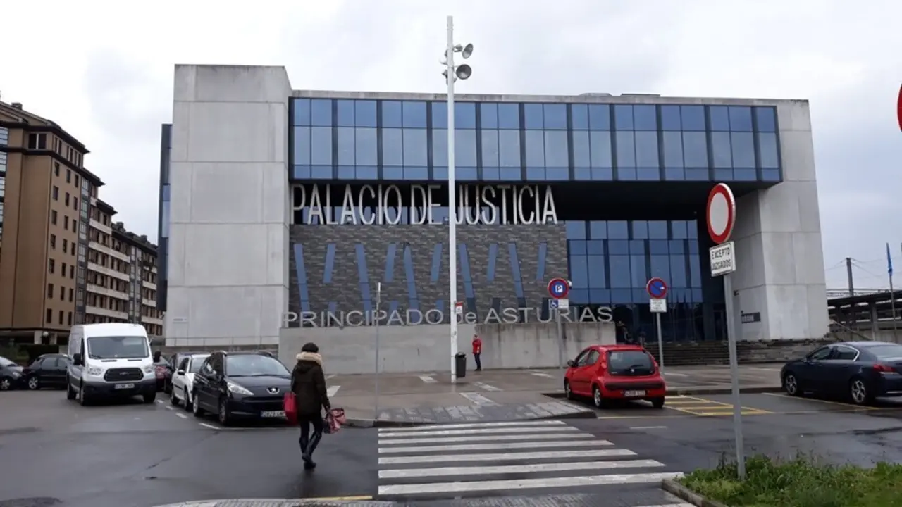 Archivo - Los Juzgados de Gij&oacute;n en una imagen de archivo.