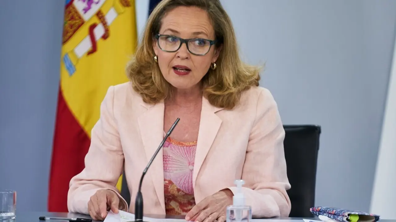 La vicepresidenta primera, Nadia Calvi&ntilde;o