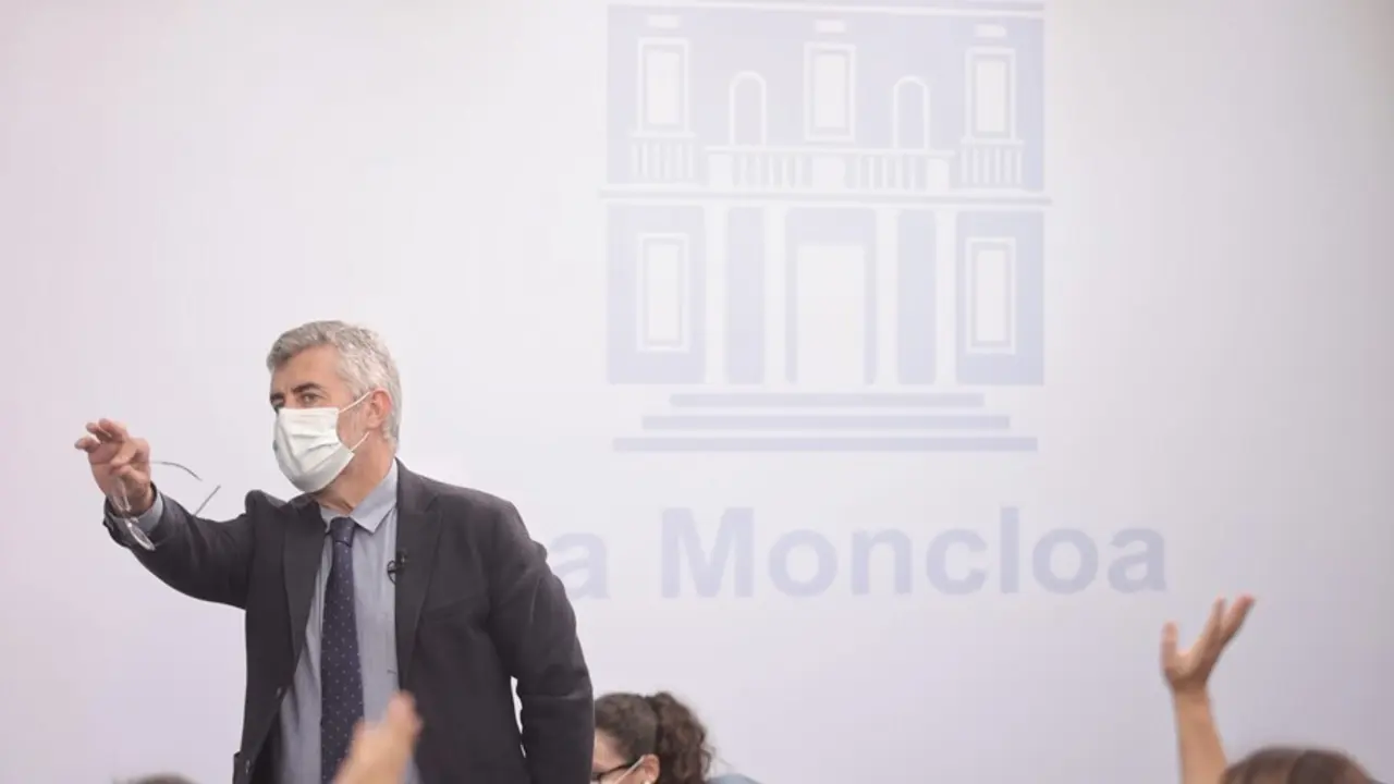 El secretario de Estado de Comunicaci&oacute;n del Gobierno, Miguel &Aacute;ngel Oliver, durante la rueda de prensa posterior al primer Consejo de Ministros tras la remodelaci&oacute;n del Ejecutivo, a 13 de julio de 2021, en Madrid (Espa&ntilde;a)