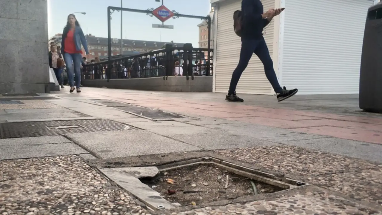 Archivo - FAMMA aplaudi&oacute; el plan de aceras y de accesibilidad que anunci&oacute; Almeida en 2019