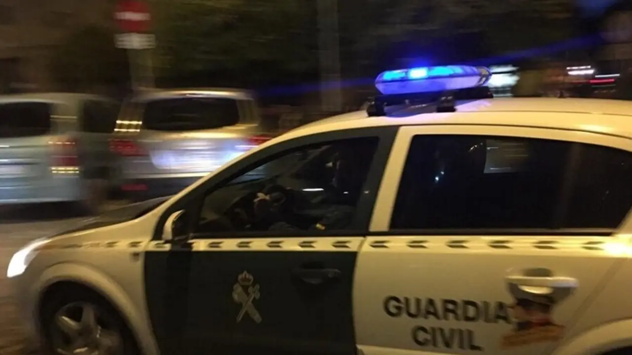 Archivo - Sevilla.-Sucesos.-Detenidos tres j&oacute;venes y uno m&aacute;s investigado por graves altercados en Carmona, con varios heridos 