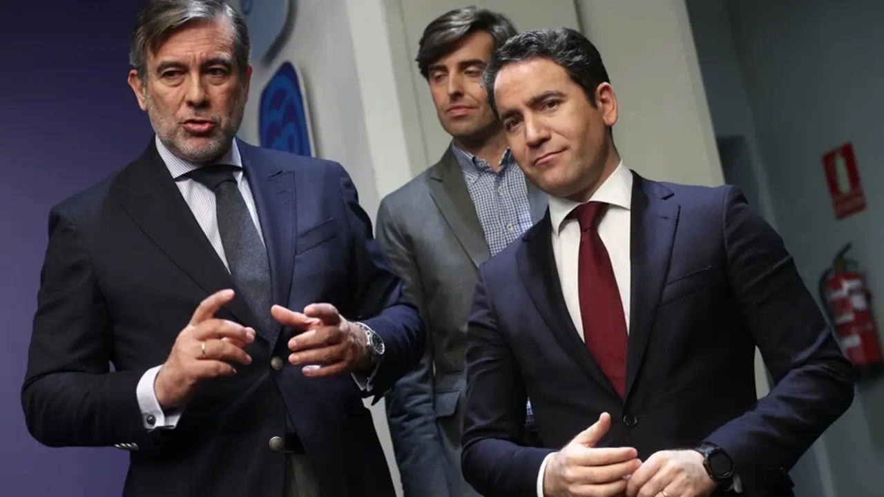 Archivo - El secretario de Justicia e Interior del PP, Enrique L&oacute;pez;  el vicesecretario de Comunicaci&oacute;n del Partido Popular, Pablo Montesinos y el secretario general del PP, Teodoro Garc&iacute;a Egea. En Madrid, a 22 de enero de 2020.