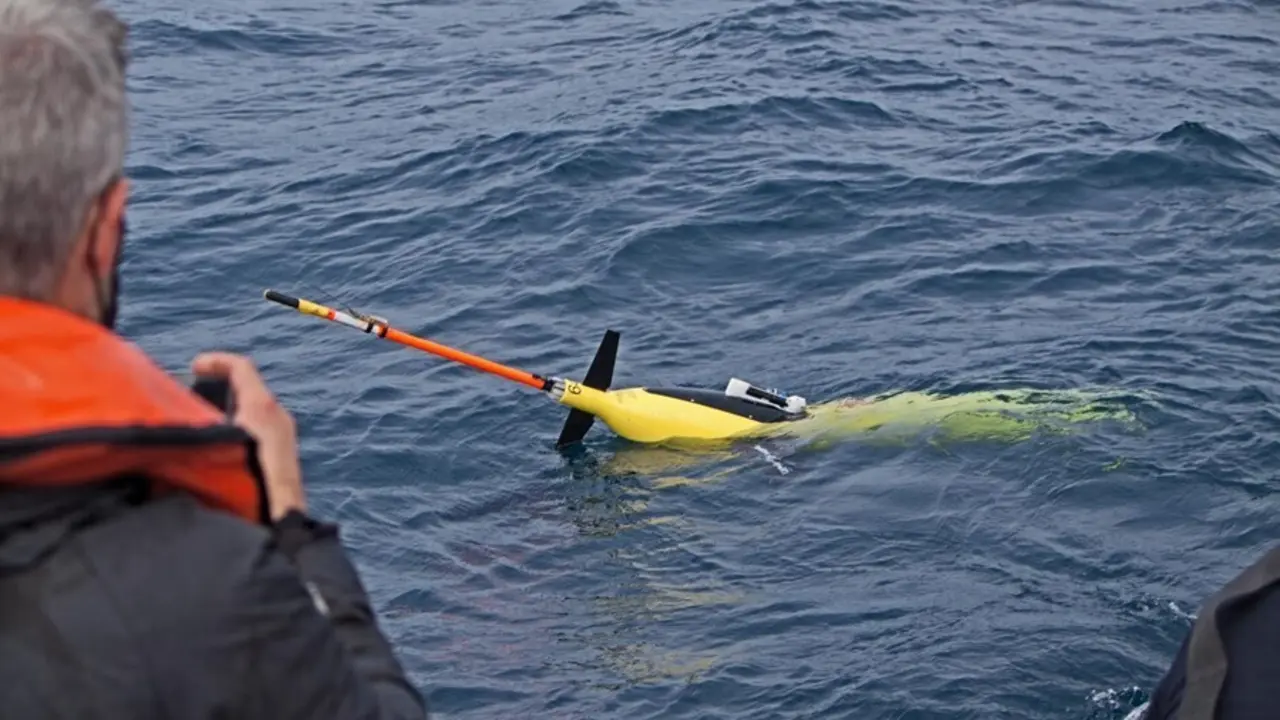 Un planeador submarino inicia una misi&oacute;n cient&iacute;fica de observaci&oacute;n oce&aacute;nica en Fisterra