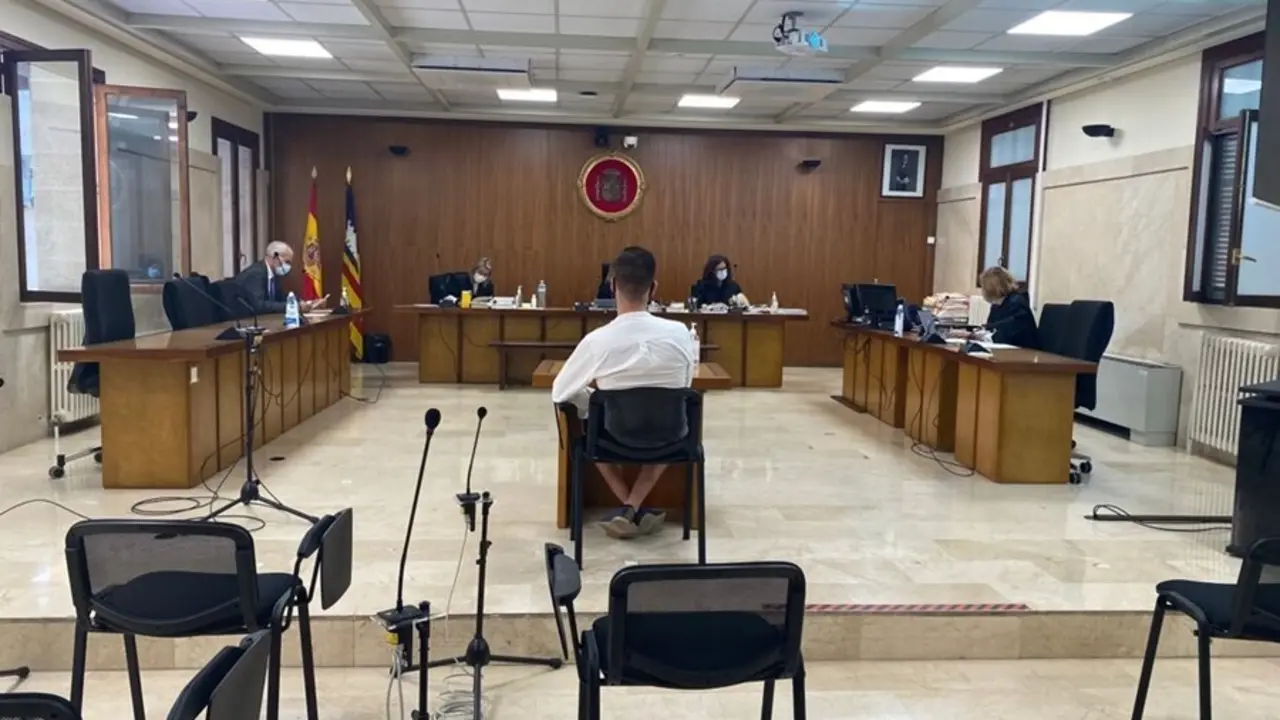Tres a&ntilde;os y seis meses de prisi&oacute;n a un hombre por un delito de abusos sexuales