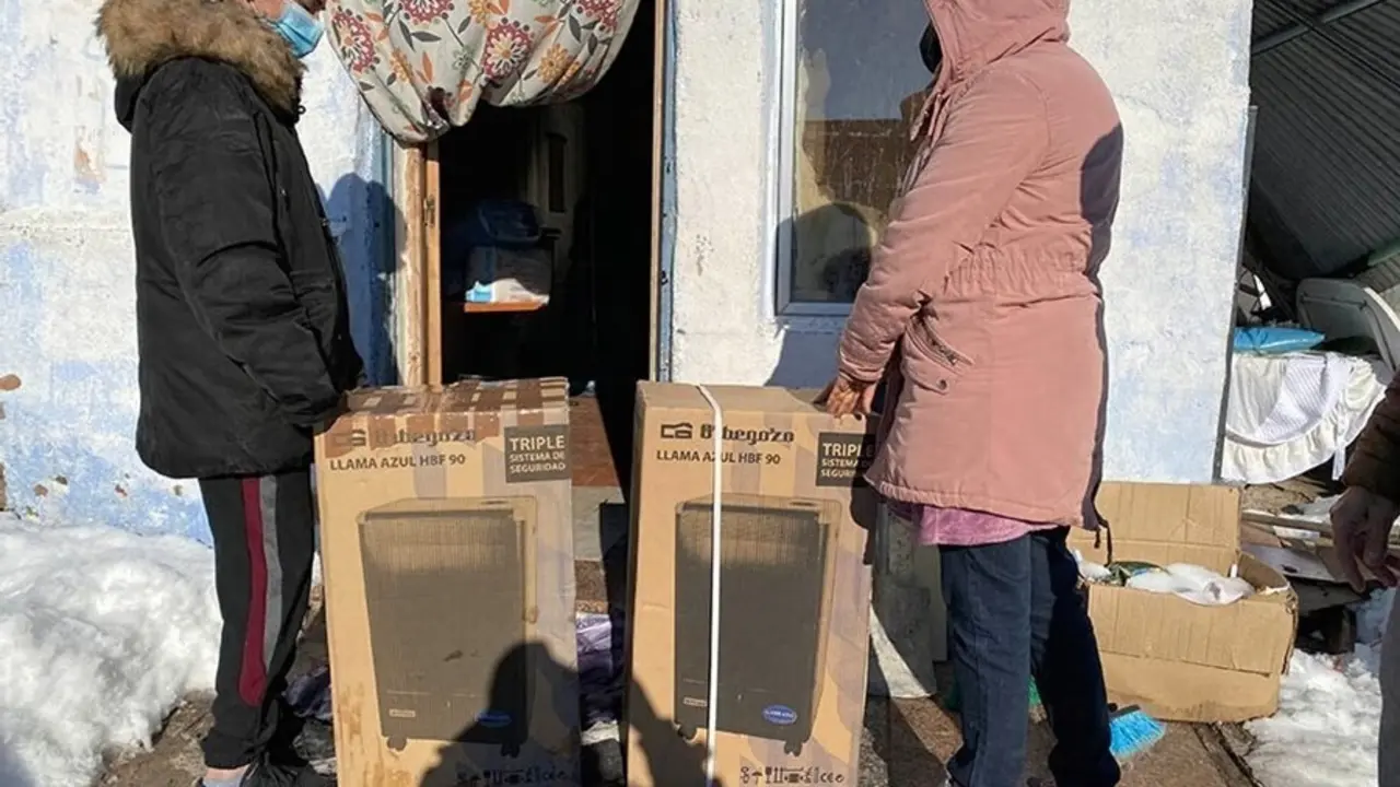 Archivo - Fundaci&oacute;n Madrina en la Ca&ntilde;ada Real.