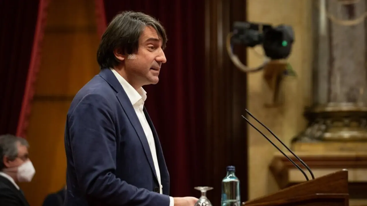 Archivo - El diputado de JxCat Francesc Dalmases interviene en la Diputaci&oacute;n Permanente del Parlament, en Barcelona, Catalunya (Espa&ntilde;a), a 20 de enero de 2021.