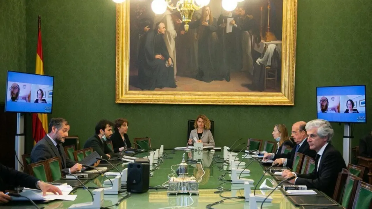 Archivo - Reuni&oacute;n de la Mesa del Congreso, bajo la presidencia de Meritxell Batet y con intervenciones v&iacute;a telem&aacute;tica