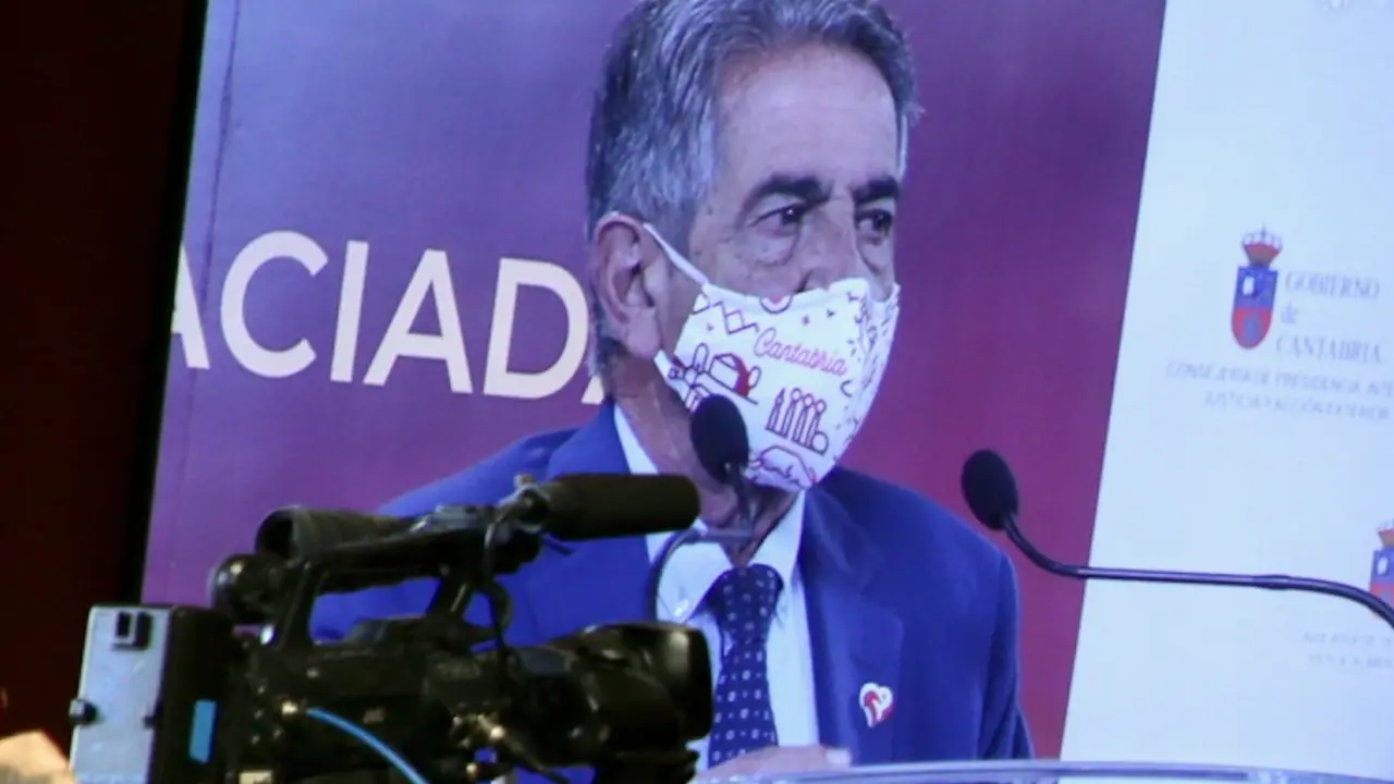 El presidente de Cantabria, M. A. Revilla. / ALERTA