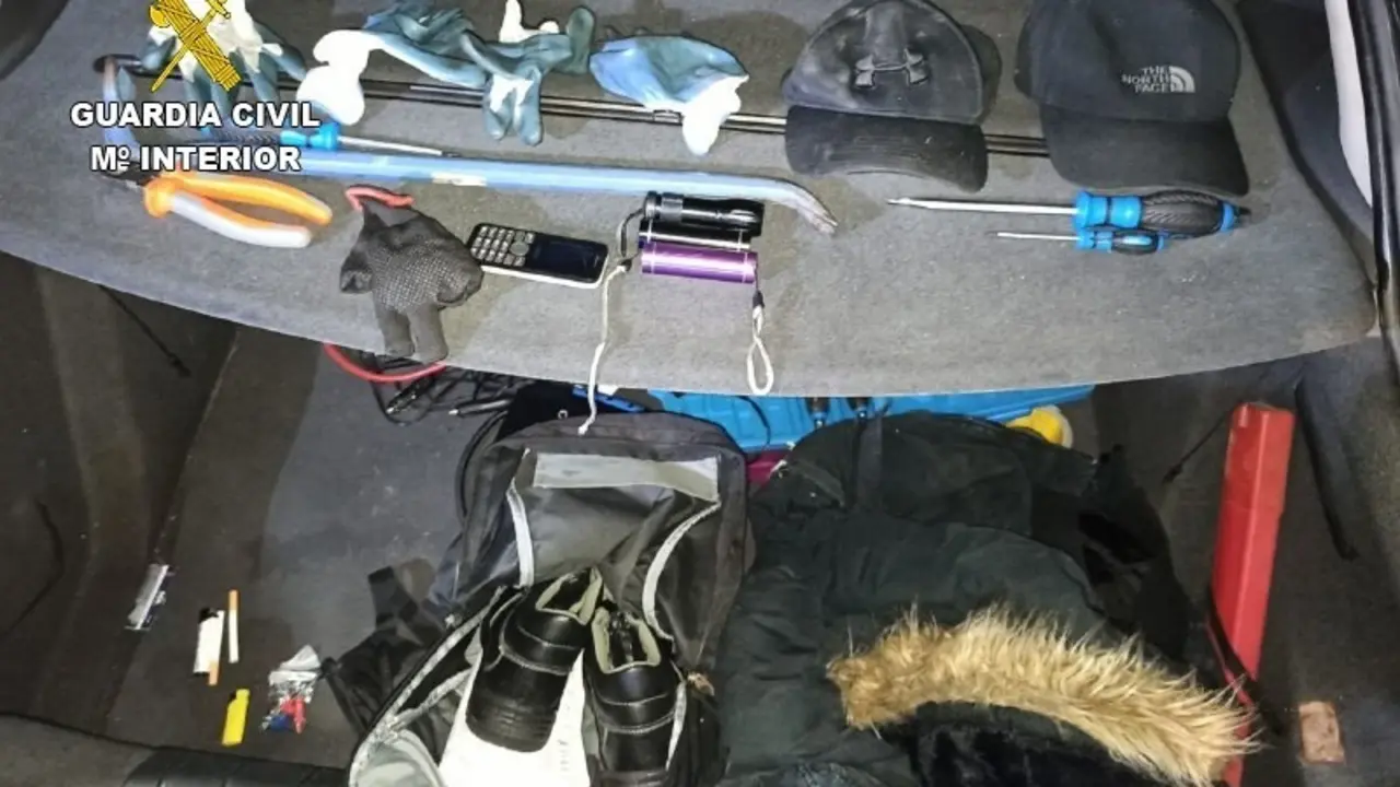 Cuatro detenidos de una banda especializada en cometer robos r&aacute;pidos en camiones en Toledo y Madrid