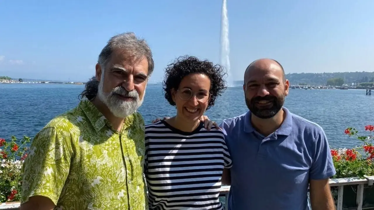 El presidente de &Ograve;mnium Cultural, Jordi Cuixart, y el vicepresidente de la entidad, Marcel Mauri, se re&uacute;nen con la secretaria general de ERC, Marta Rovira, en Ginebra (Suiza)