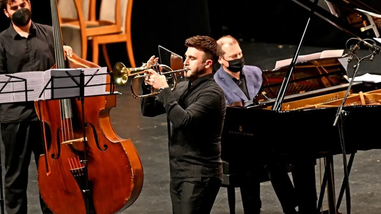 Archivo - Manuel Blanco en concierto.