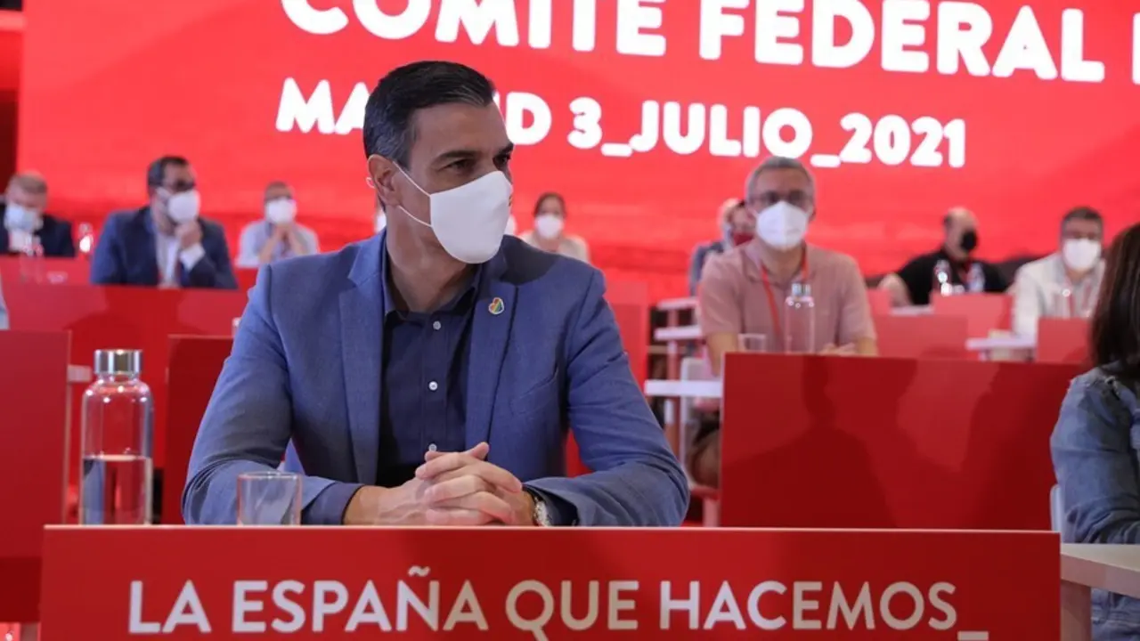 El presidente del Gobierno, Pedro S&aacute;nchez, durante una reuni&oacute;n de los componentes del Comit&eacute; Federal del PSOE, a 3 de julio de 2021, en Madrid