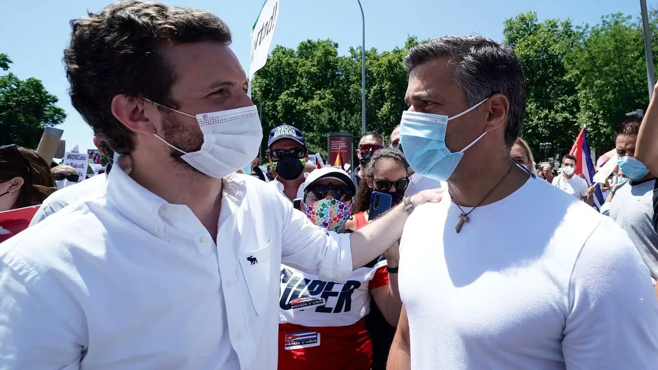 Claro que Cuba es una dictadura, ha escrito Pablo Casado en su cuenta de Twitter.
