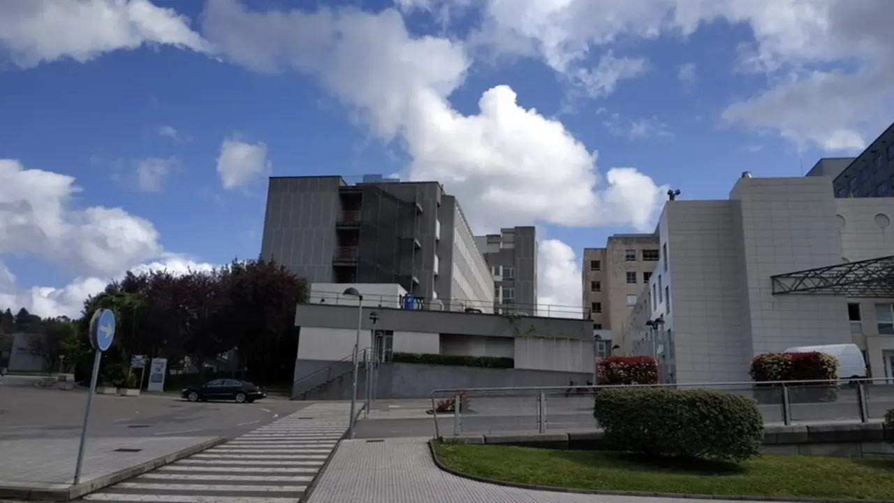 Archivo - Hospital de Cabue&ntilde;es