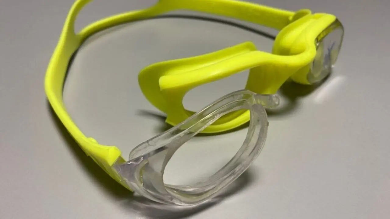 Gafas de nataci&oacute;n usadas en un estudio de la UGR