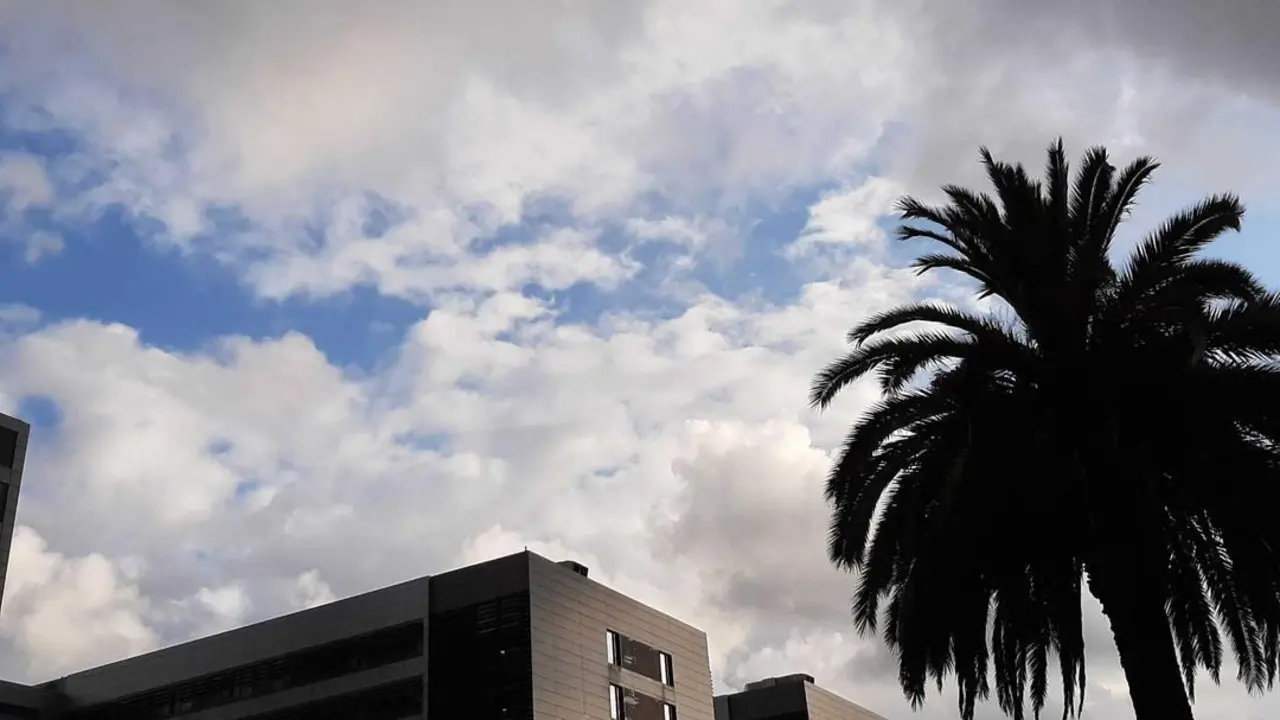 Vista del Hospital Valdecilla. / S.D&Iacute;AZ