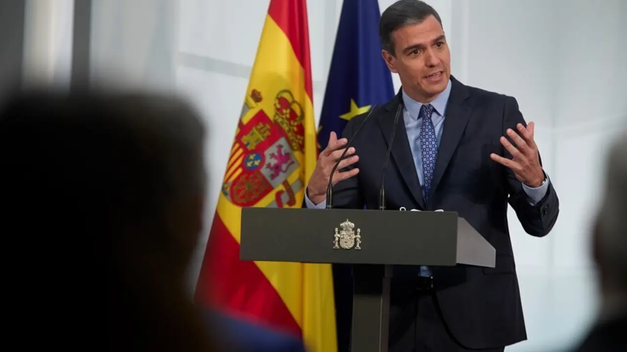 Imagen de recurso del presidente del Gobierno, Pedro S&aacute;nchez, tras intervenir en la presentaci&oacute;n de la Carta de Derechos Digitales, en La Moncloa, a 14 de julio de 2021, en Madrid (Espa&ntilde;a). 