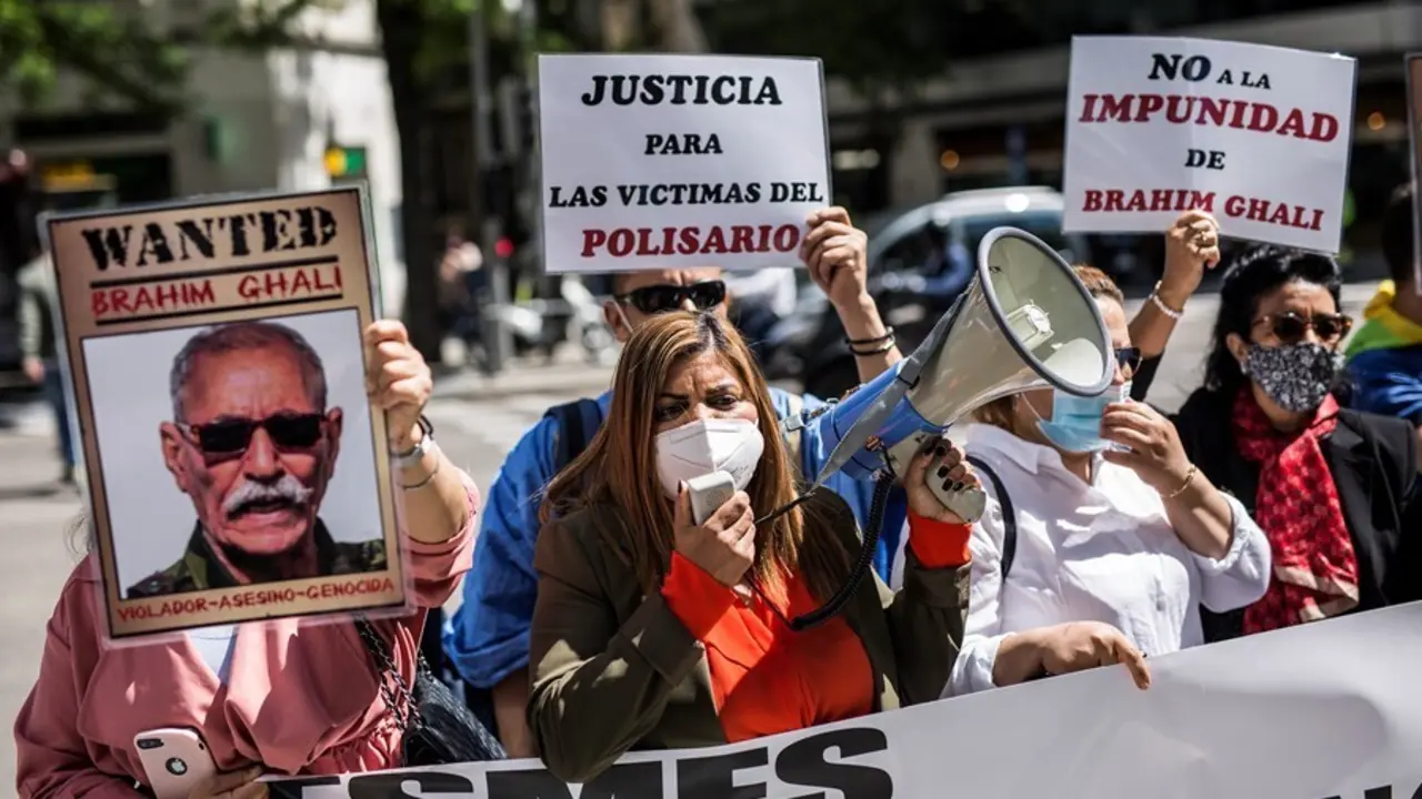 Archivo - Protesta contra el l&iacute;der del Frente Polisario, Brahim Ghali, en la Audiencia Nacional.