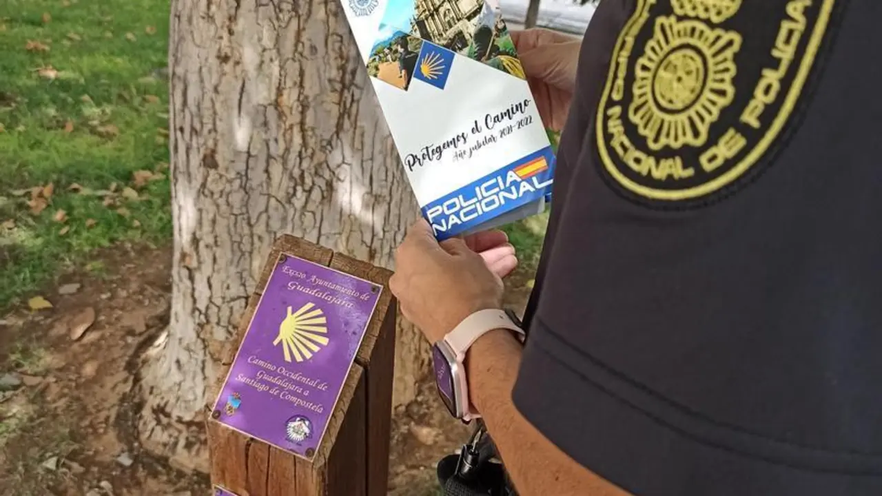La Polic&iacute;a Nacional ya dispone de centros oficiales de sellado de la credencial de peregrino en Albacete, Guadalajara y Toledo