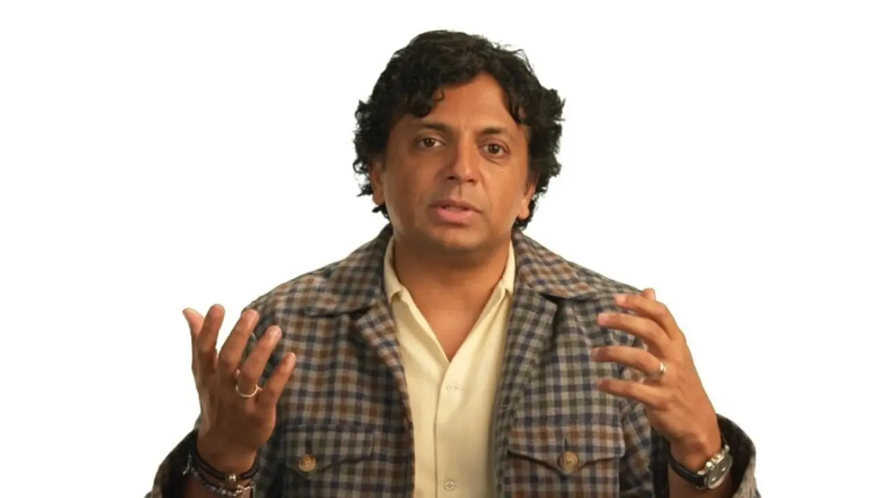 M. Night Shyamalan dirige 'Tiempo': "Siempre intento contar historias que puedan ser terap&eacute;uticas para m&iacute;"