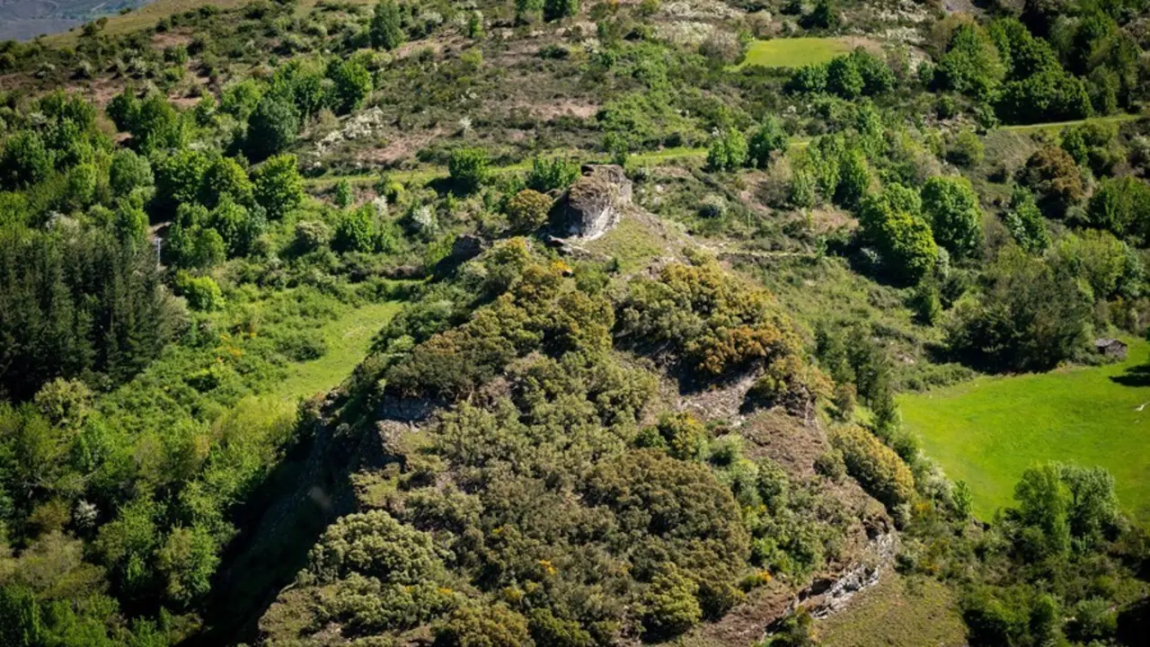 Archivo - Castro de Monte Cido, en Folgoso do Courel.