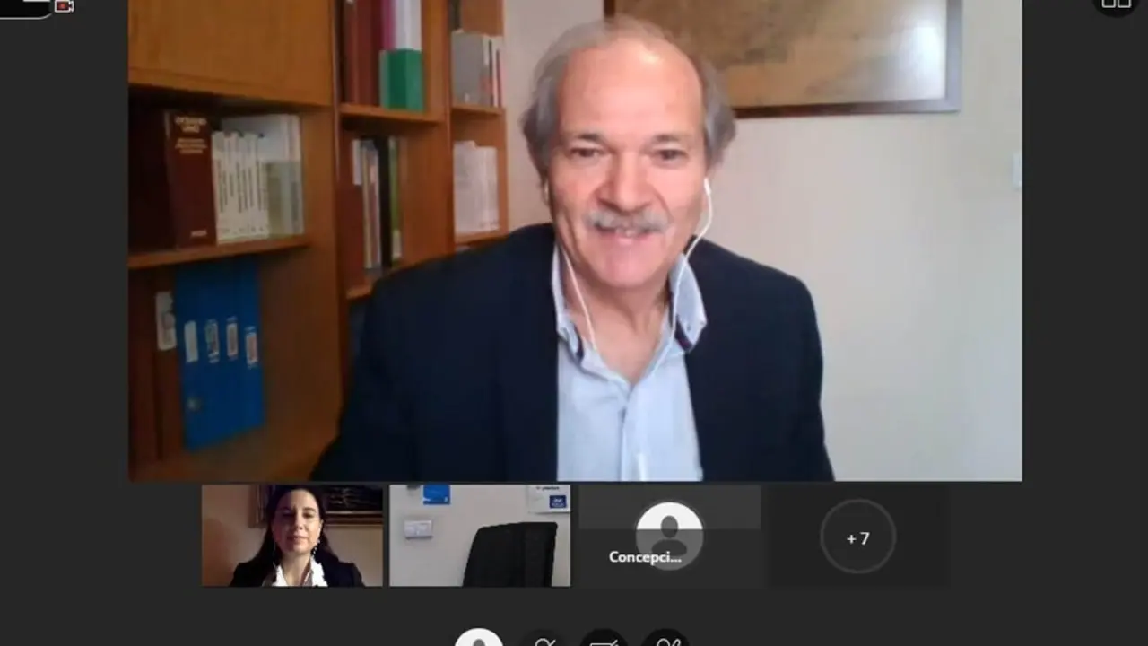 El director del Centro de Estudios de Innovaci&oacute;n y Formaci&oacute;n del Profesorado en Educaci&oacute;n de la Universidad Cat&oacute;lica de &Aacute;vila (UCAV), Javier Hern&aacute;ndez Varas.