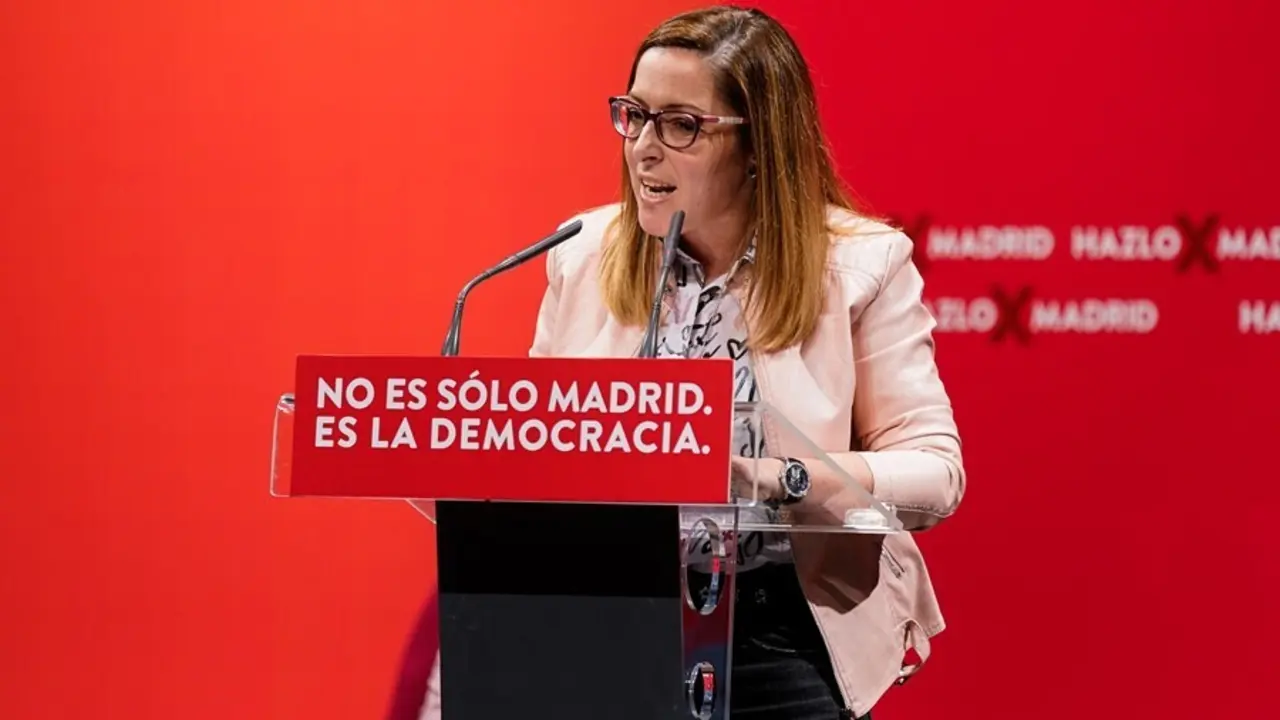 Archivo - La n&uacute;mero once del PSOE para las elecciones madrile&ntilde;as, Lorena Morales, durante un mitin, a 29 de abril de 2021, en Parla, Madrid (Espa&ntilde;a). 