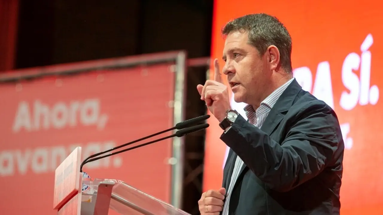 Archivo - El secretario general del PSOE de Castilla-La Mancha, Emiliano Garc&iacute;a-Page, en una foto de archivo