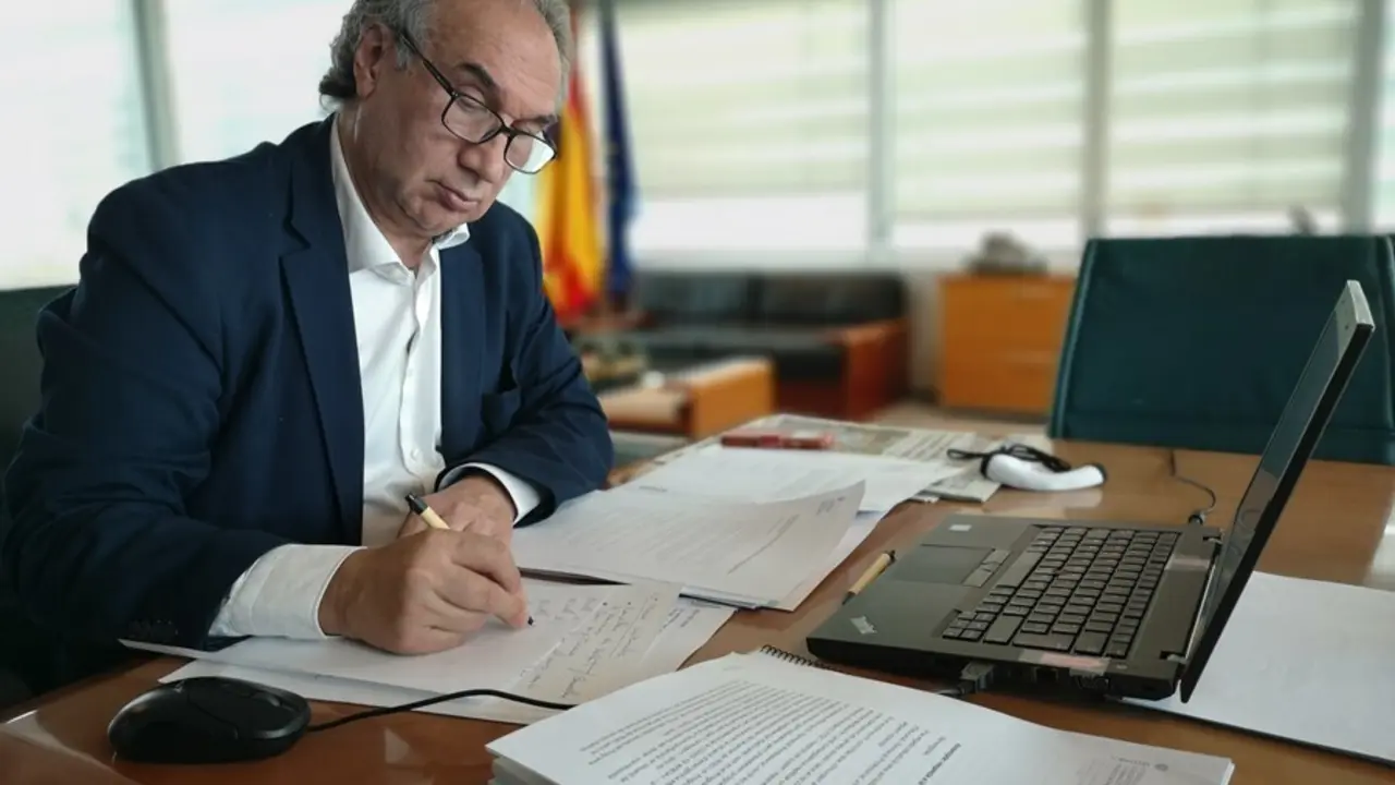 Archivo - El conseller de Educaci&oacute;n y Formaci&oacute;n Profesional, Mart&iacute; March.