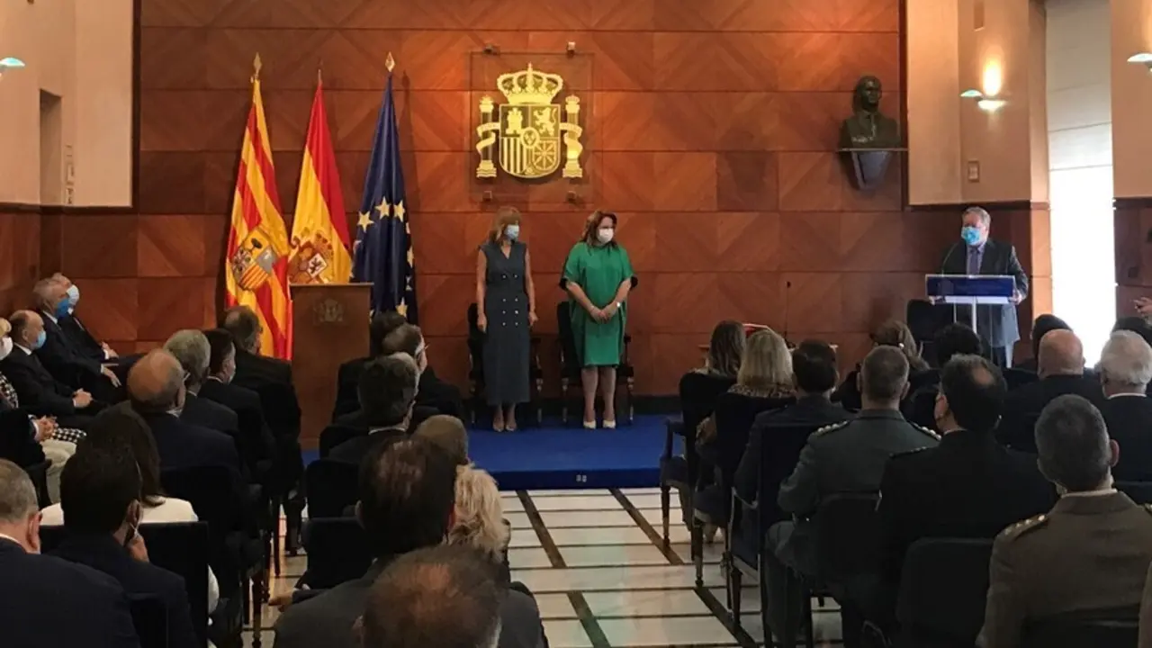 La ministra de Educaci&oacute;n y Formaci&oacute;n Profesional, Pilar Alegr&iacute;a, en la toma de posesi&oacute;n de la nueva delegada del Gobierno en Arag&oacute;n, Rosa Serrano