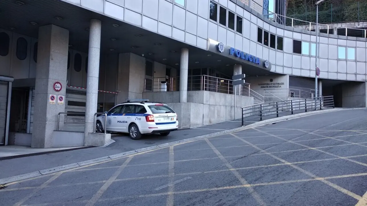 Archivo - El Gobierno de Andorra denuncia a la polic&iacute;a un intento de fraude por 'phishing'