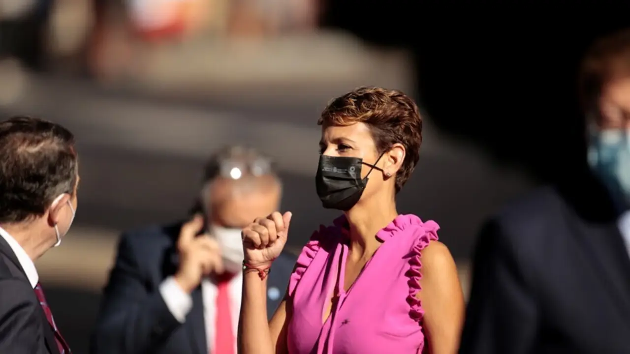 La presidenta de Navarra, Mar&iacute;a Chivite, a su llegada al Convento de San Esteban para celebrar la XXIV Conferencia de Presidentes, a 30 de julio de 2021, en Salamanca, Castilla y Le&oacute;n (Espa&ntilde;a). Los tres grandes temas a tratar en esta reuni&oacute;n, el m&aacute;ximo &oacute;r