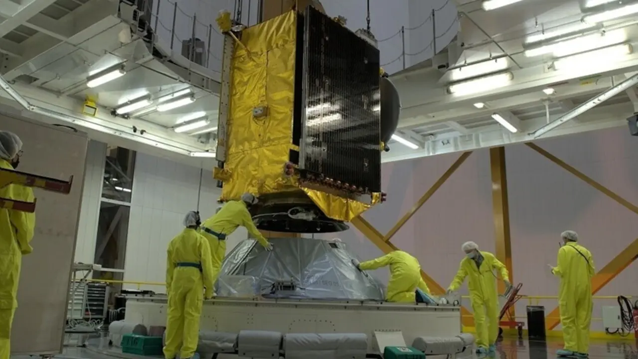 Eutelsat Quantum durante las pruebas