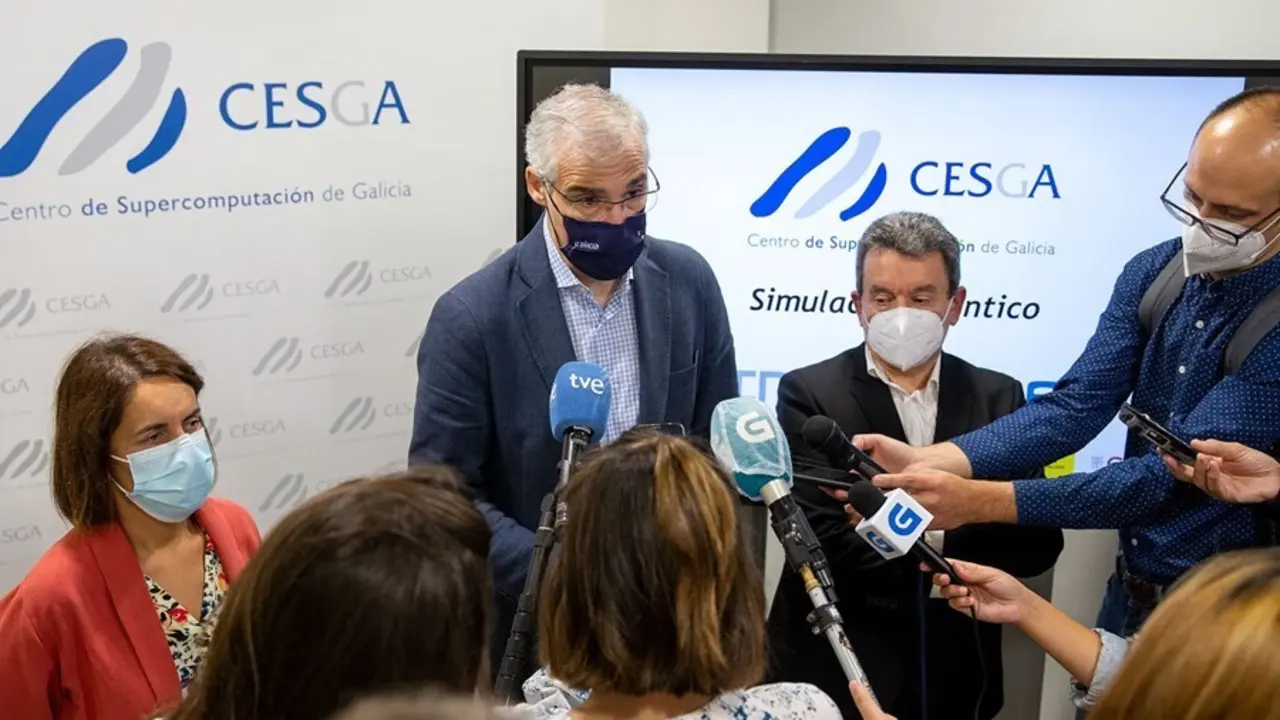 El vicepresidente segundo, Empresa e Innovaci&oacute;n, Francisco Conde, visita el Centro de Supercomputaci&oacute;n de Galicia