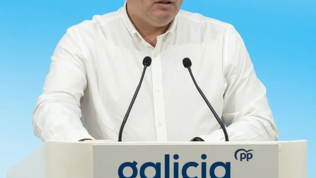 Archivo - El secretario general del PPdeG, Miguel Tellado, en rueda de prensa.