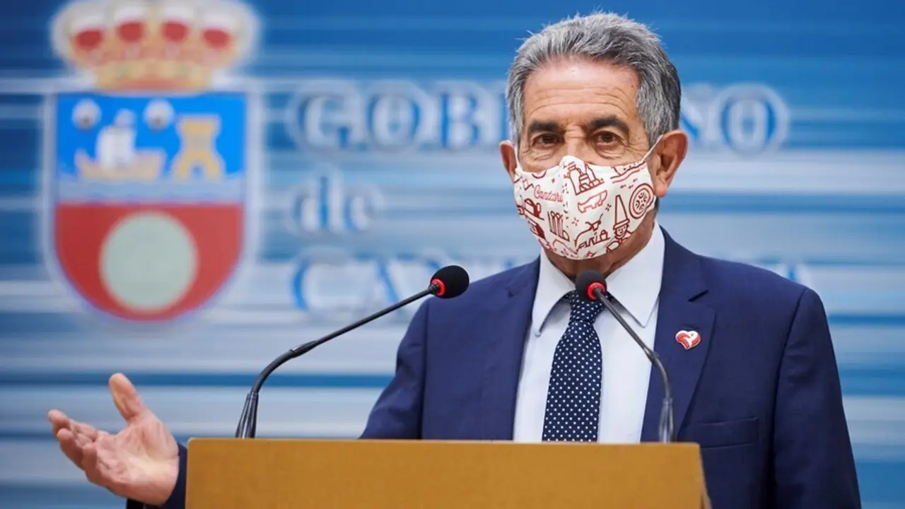 Archivo - El presidente de Cantabria, Miguel &Aacute;ngel Revilla, en una foto de archivo