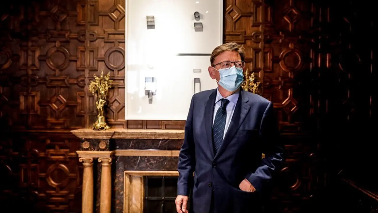 El president de la Generalitat, Ximo Puig, a su llegada al Palau de la Generalitat de Valencia, a 19 de julio de 2021, en Valencia, Comunidad Valenciana (Espa&ntilde;a).