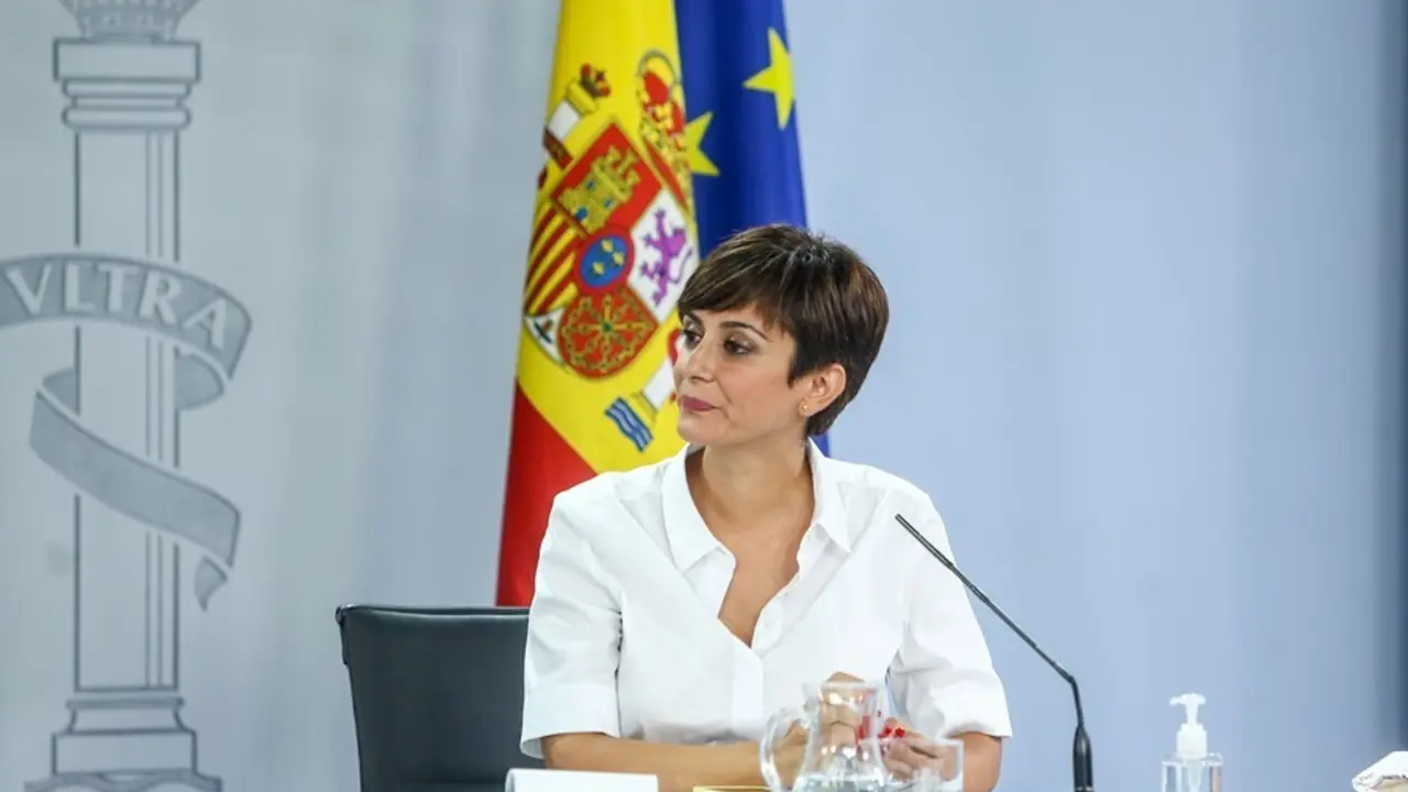 La ministra Portavoz, Isabel Rodr&iacute;guez, comparece en una rueda de prensa tras una reuni&oacute;n del Consejo de Ministros en Moncloa, a 3 de agosto de 2021, en Madrid, (Espa&ntilde;a). 